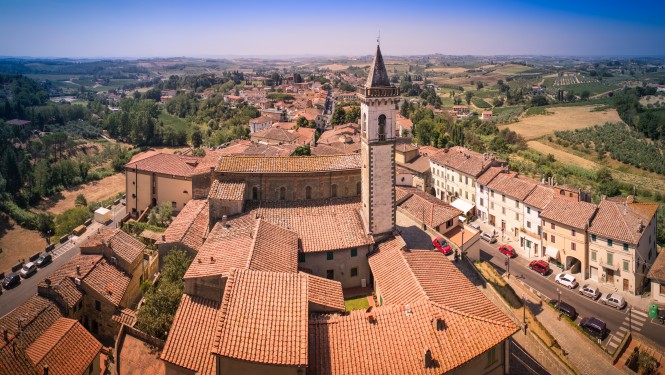 Le village de Vinci en Toscane