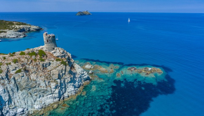 Tour Génoise d'Agnello Corse 
