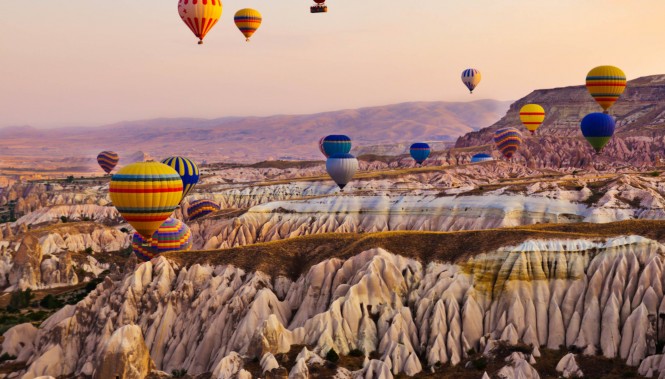 Montgolfières sur la région de Cappadoce en Turquie