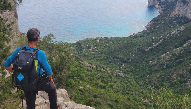 Pedra Lunga sur le Selvaggio Blu en Sardaigne