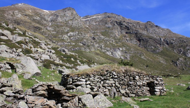 Cabanes de pierre sèche en Ariège : les Orris
