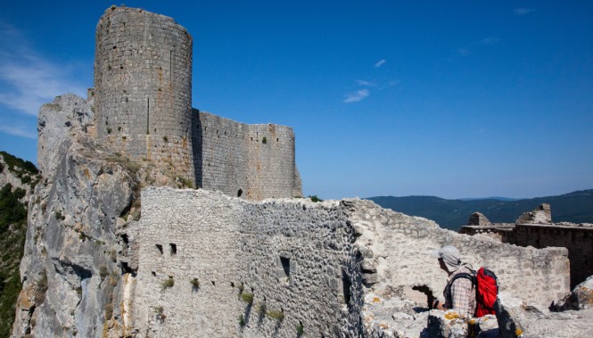 Visite des ruines du château de Peyrepertuse Randonnée château de Peyrepertuse
